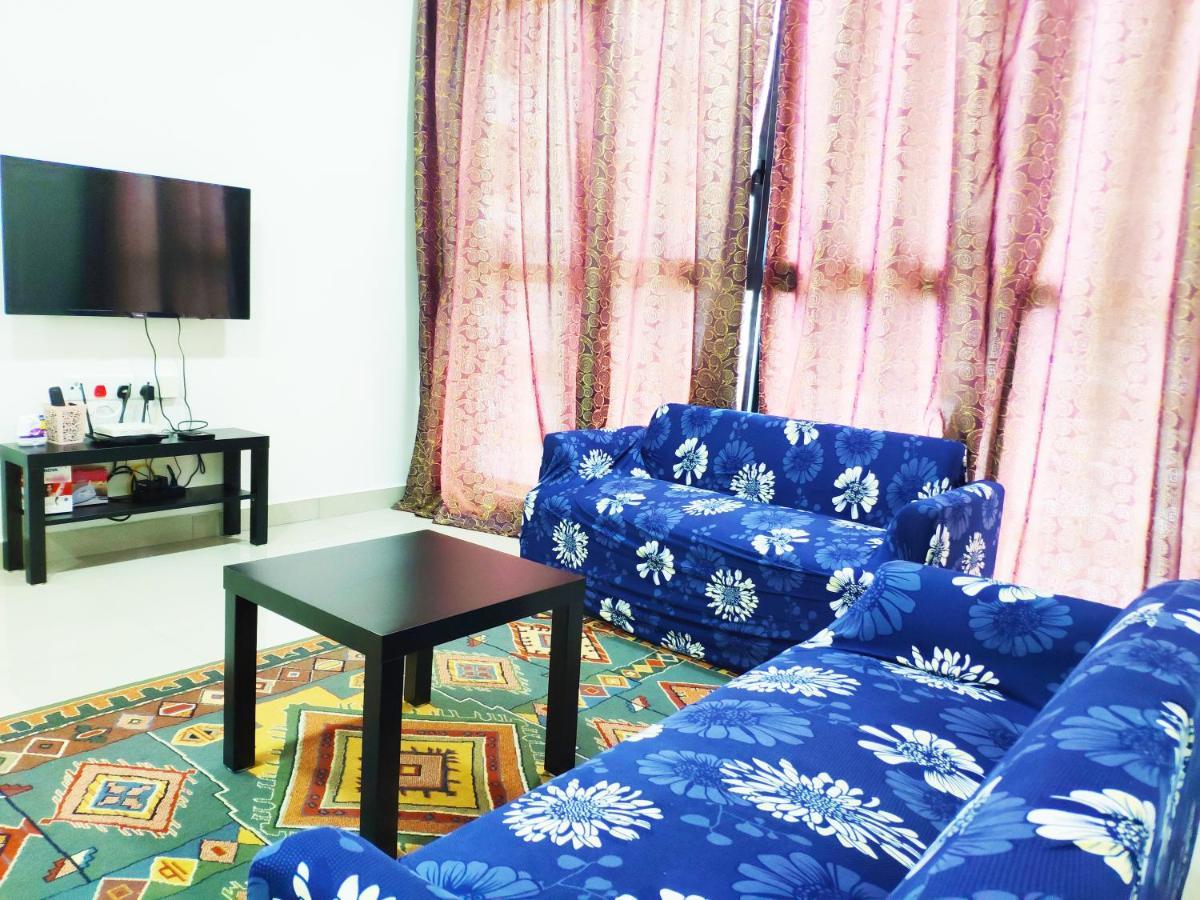 Netflix# Conezion Ioi Resort City By Salaam Suites Putrajaya Bagian luar foto