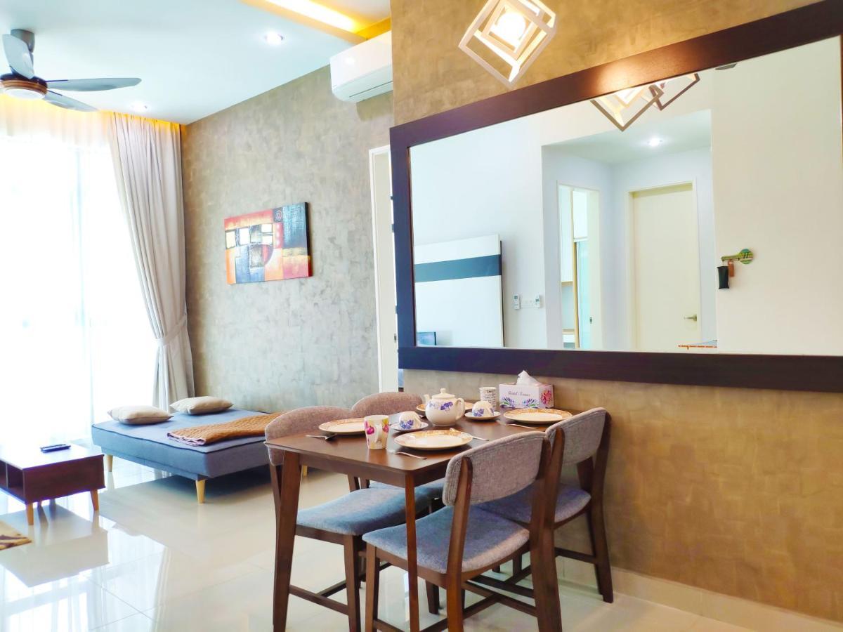 Netflix# Conezion Ioi Resort City By Salaam Suites Putrajaya Bagian luar foto