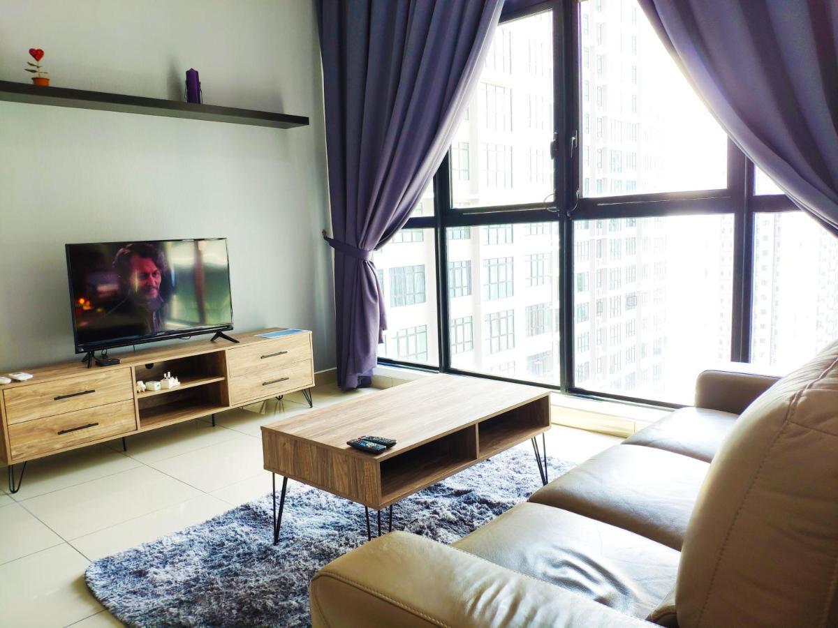 Netflix# Conezion Ioi Resort City By Salaam Suites Putrajaya Bagian luar foto