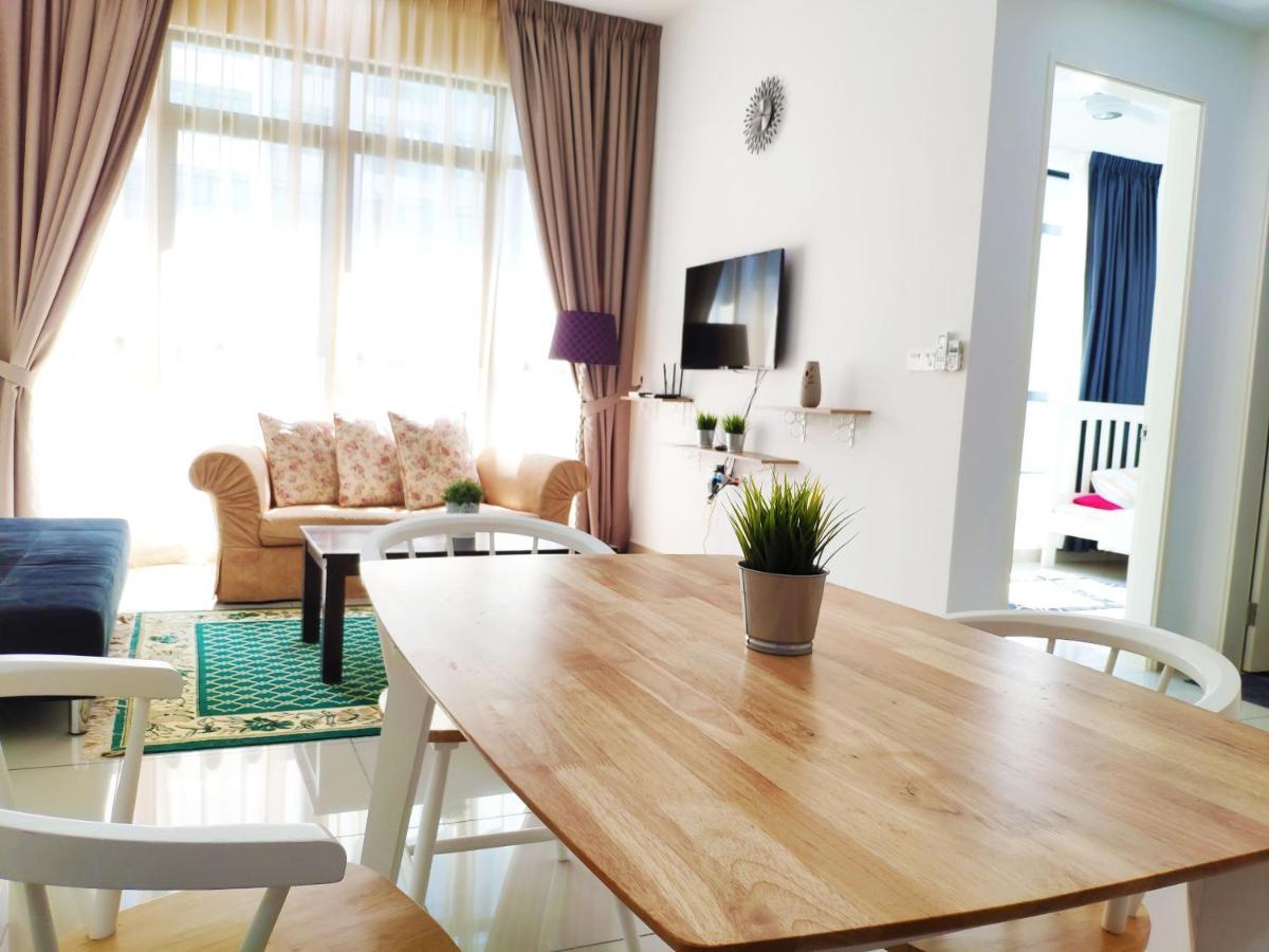 Netflix# Conezion Ioi Resort City By Salaam Suites Putrajaya Bagian luar foto