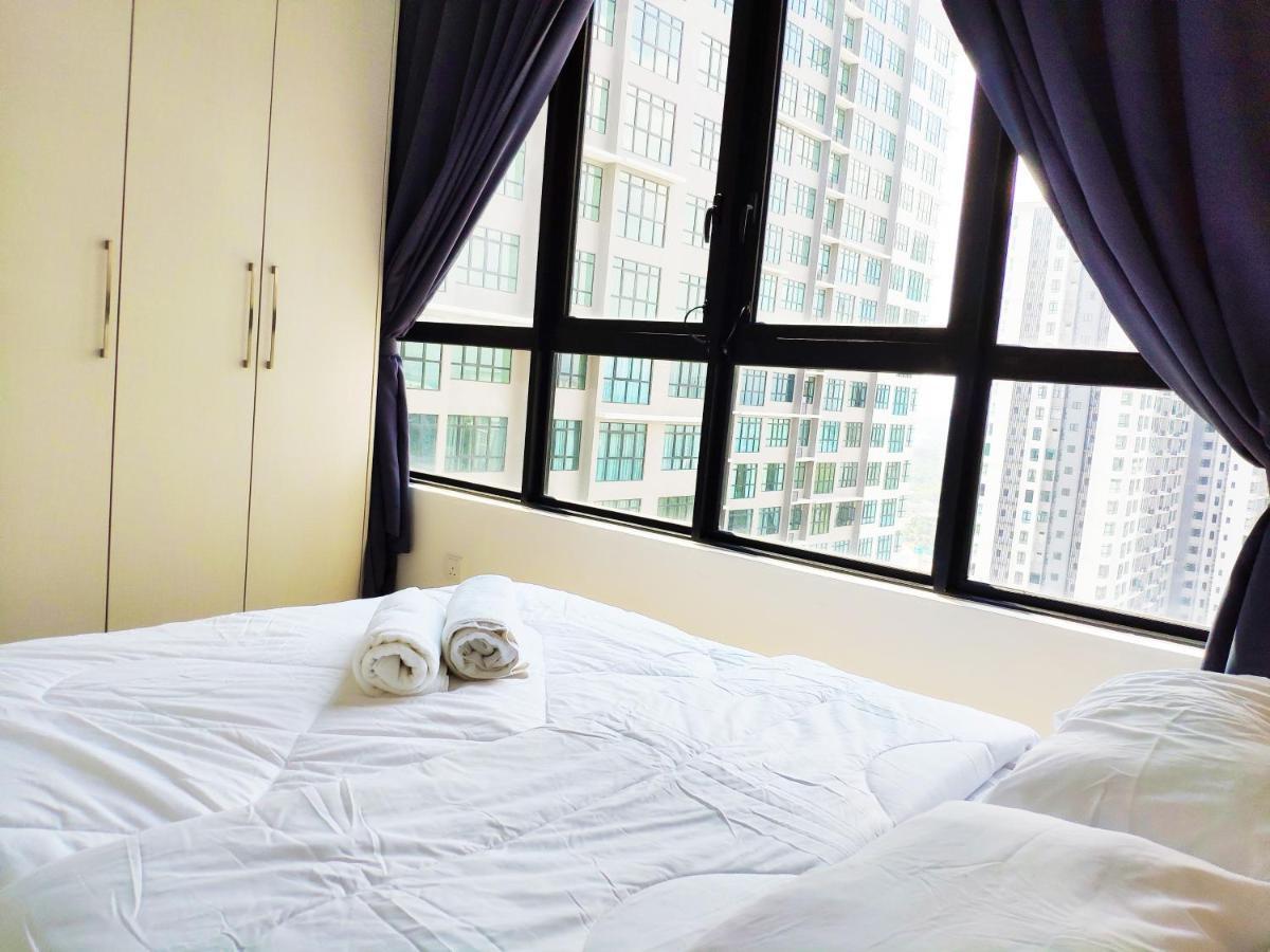 Netflix# Conezion Ioi Resort City By Salaam Suites Putrajaya Bagian luar foto