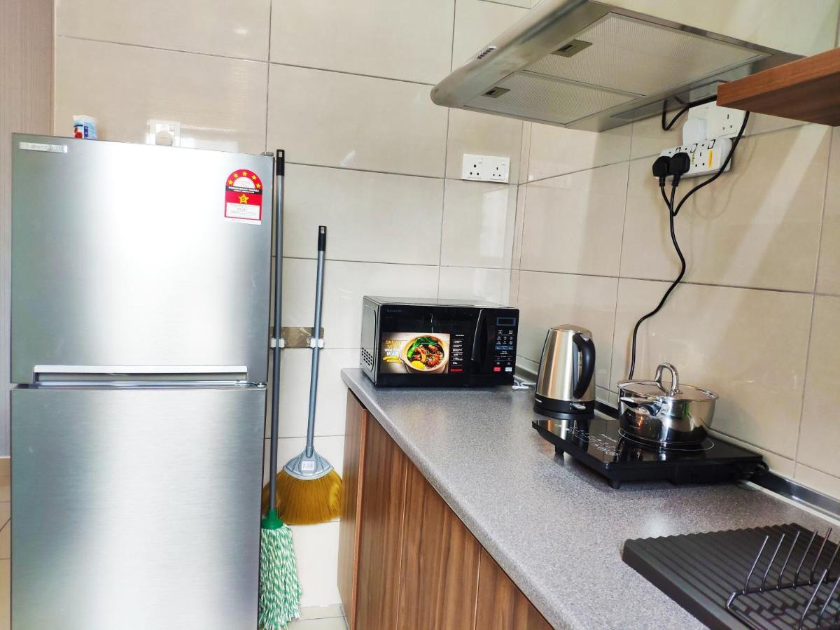 Netflix# Conezion Ioi Resort City By Salaam Suites Putrajaya Bagian luar foto